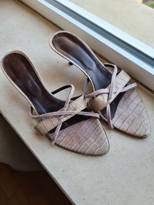 Mules bege rosado, tam.40 com salto de 5 cm.
