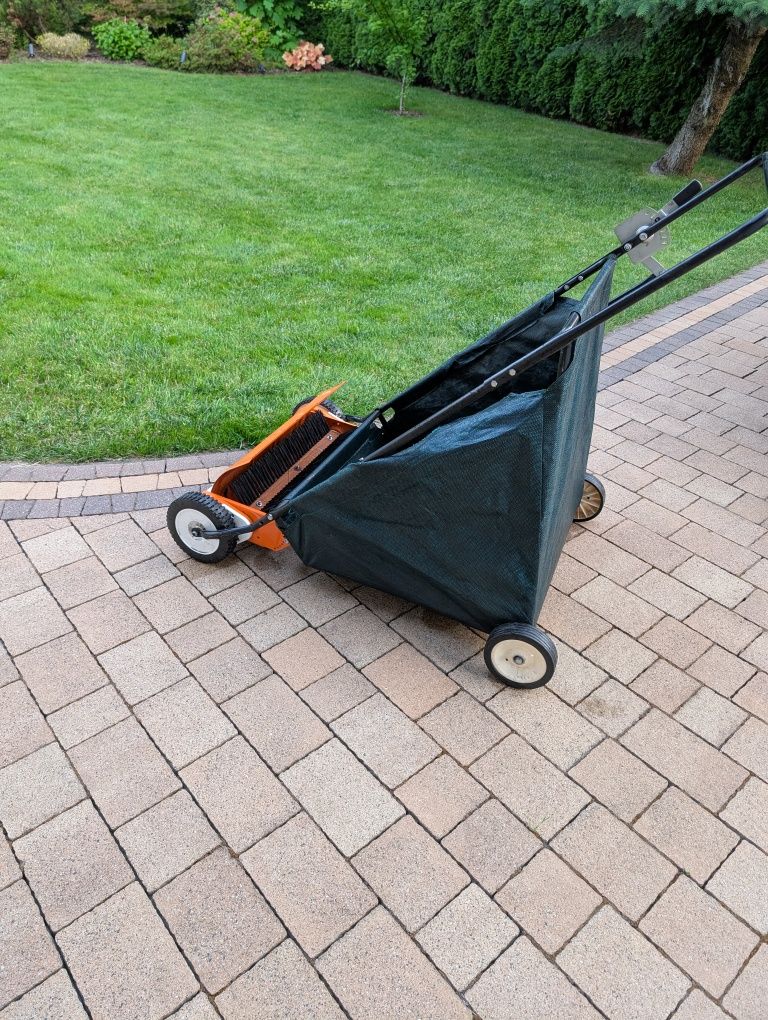 Zbieracz do liści, trawy zamiatarka