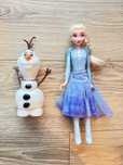 Magiczna lalka Elsa z Olafem Kraina Lodu