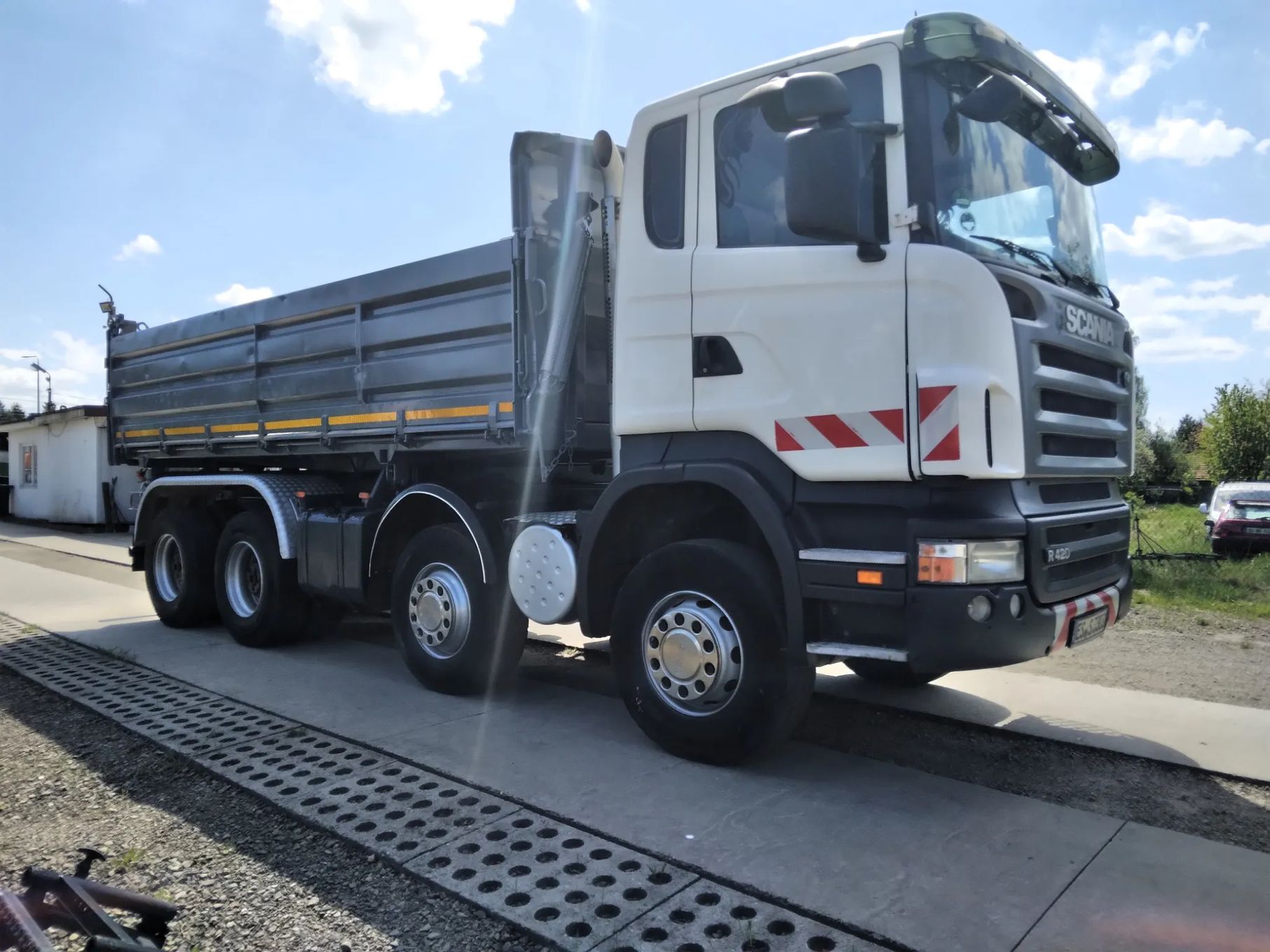 Scania R420 8X4 resor faktura vat  z Niemiec manual 3 x bordmatik nowa skrzynia biegów