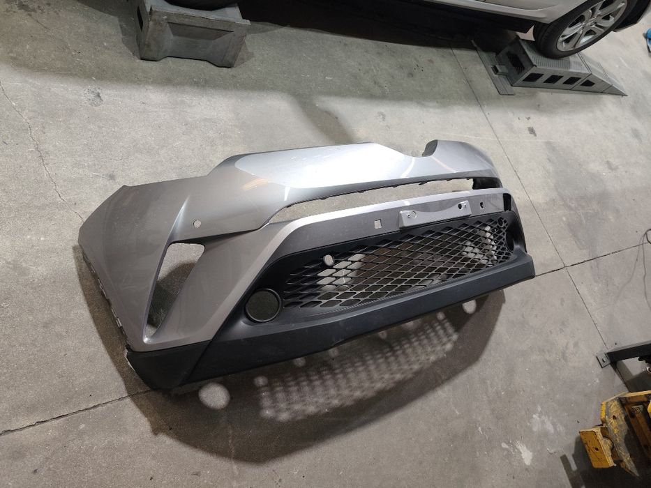 Para choques frontal Toyota C-HR