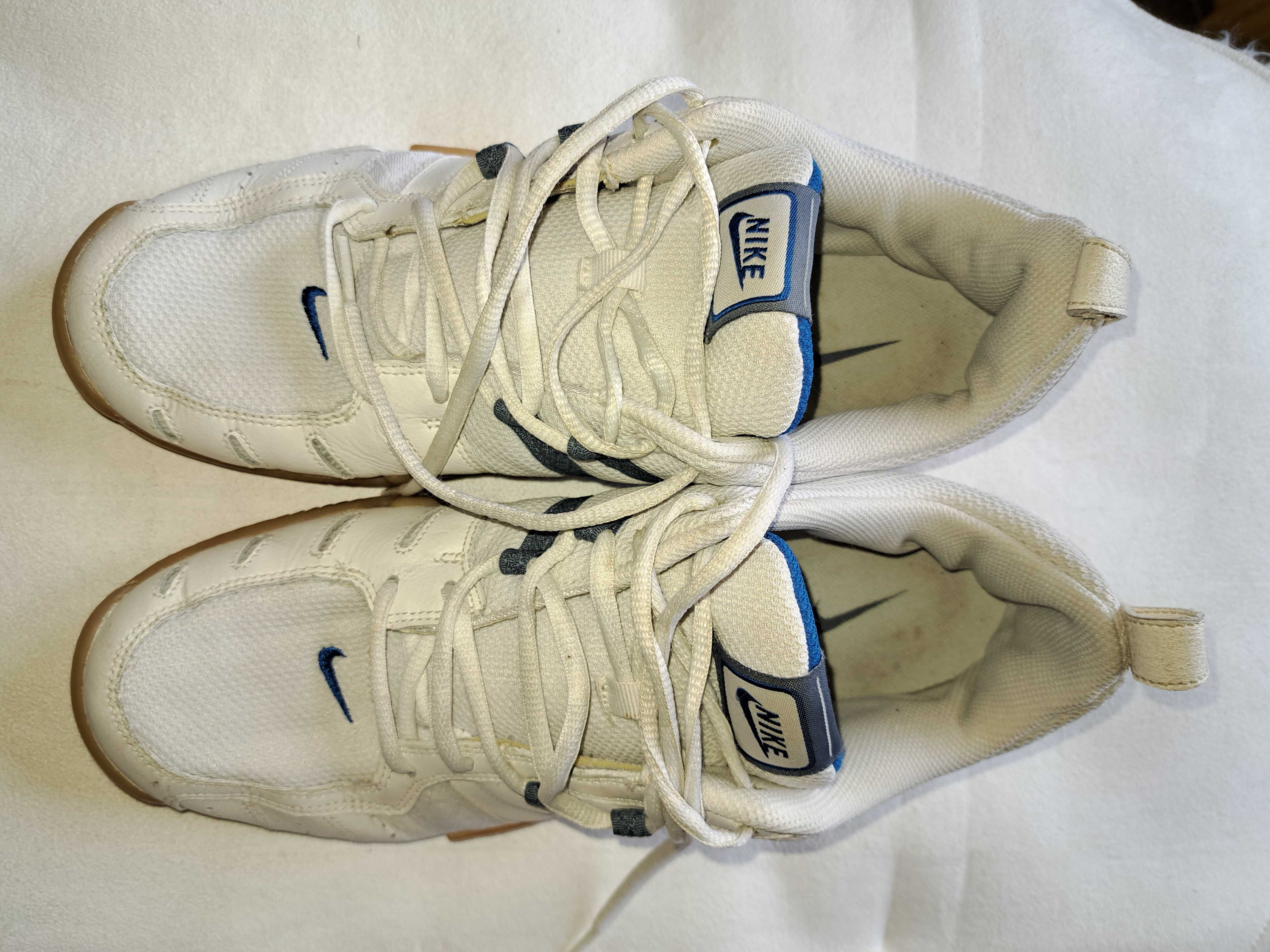 Sneakersy NIKE białe, rozmiar 45, Indonesia