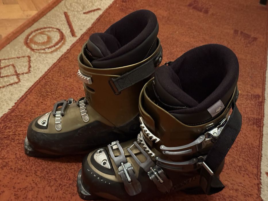 Sprzedam buty narciarskie atomic