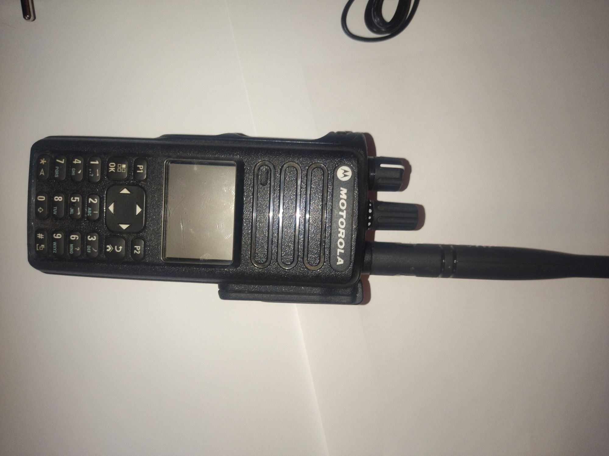 Продам или обменяю рацию motorola dp4800e UHF