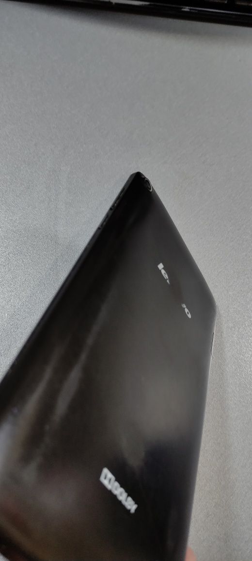 Планшет Lenovo TAB 2 A7-20F