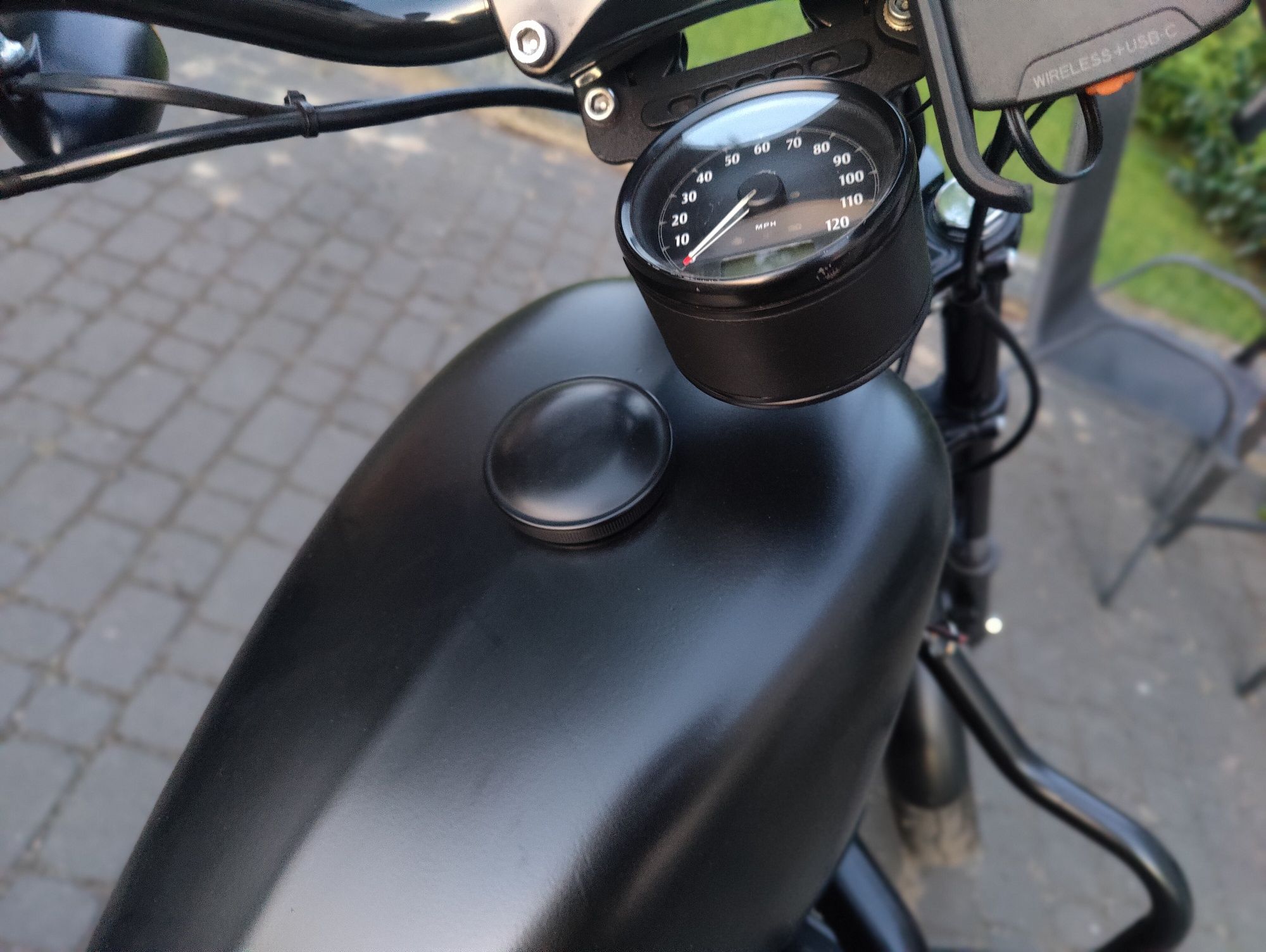 Harley Davidson Sportster XL1200 Matowy