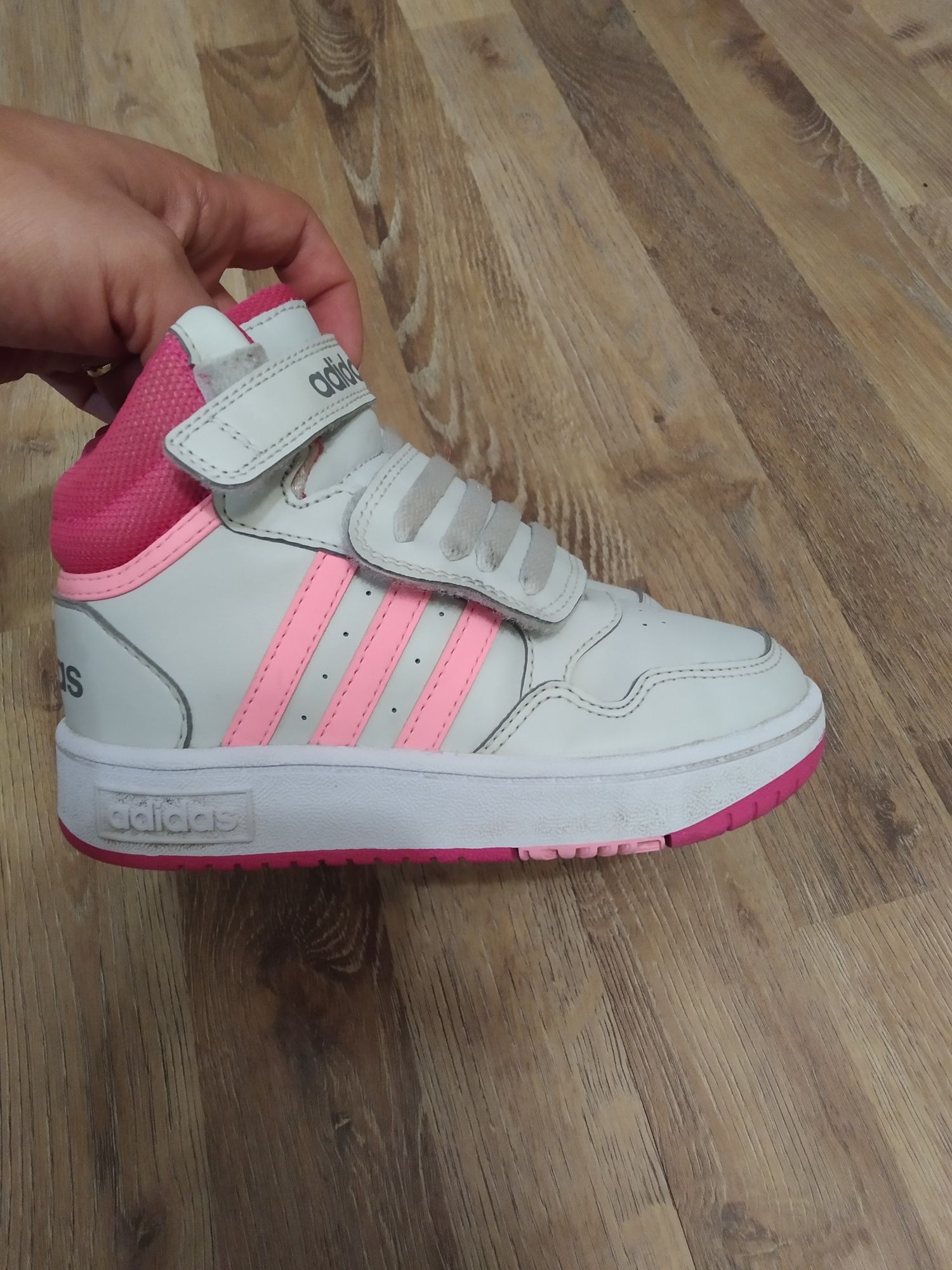 Sneakersy Adidas Hoops