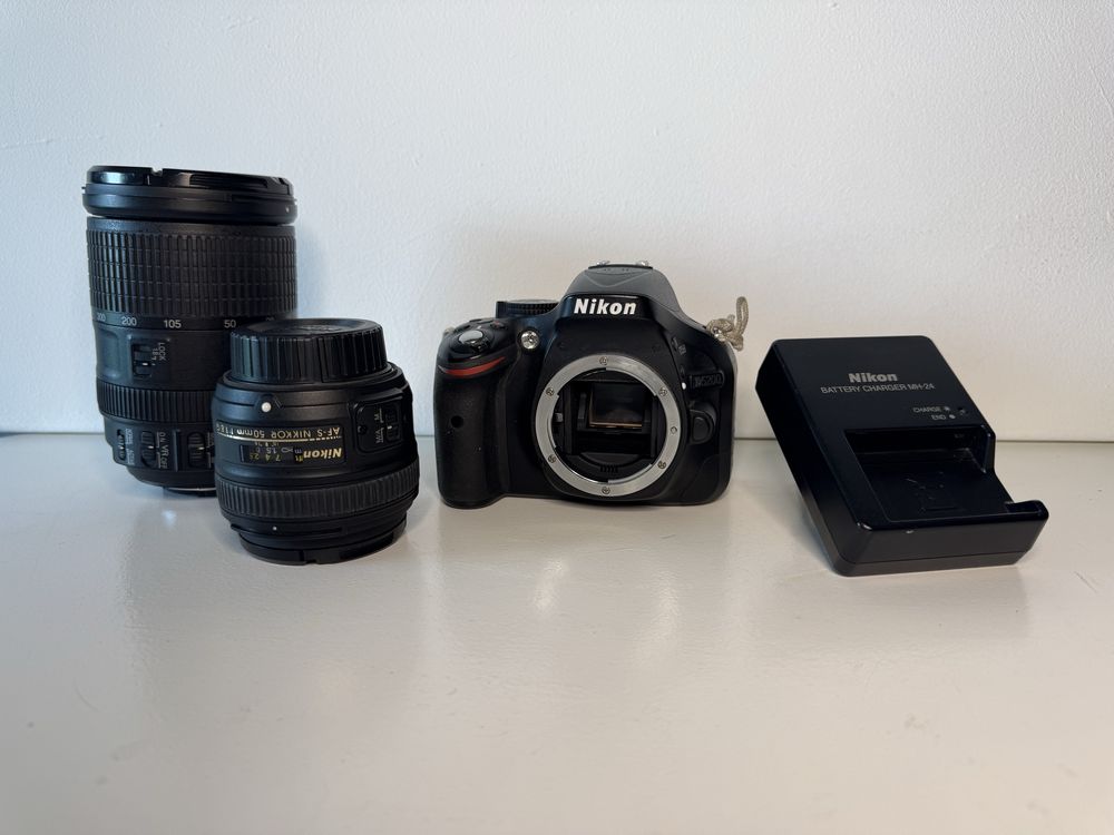 Nikon D5200 + 2 obiektywy (50mm 1.8G + 18-300mm)