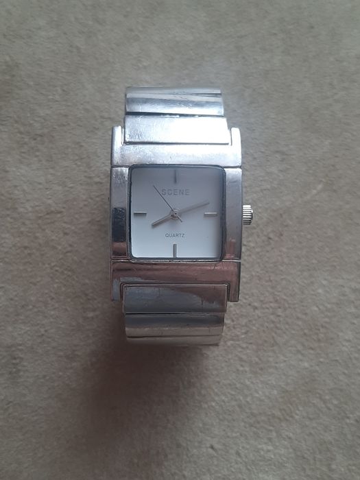 Stary zegarek naręczny Scene