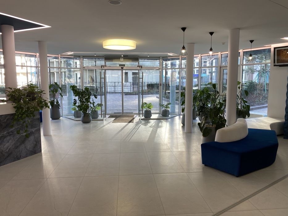 Сдам квартиру с террасой к морю пешком 5 мин. 2-этаж. Золотой берег