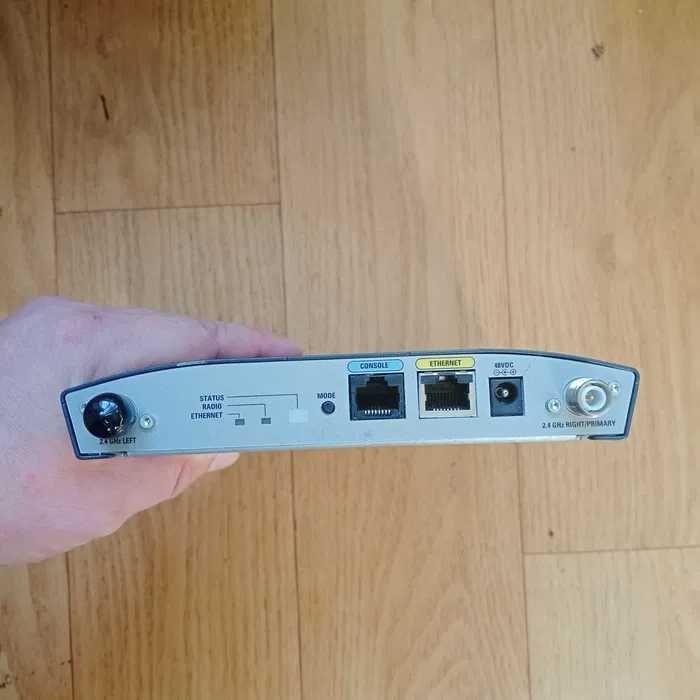 Wi-Fi точка доступа Cisco AIR-AP1242AG-A-K9