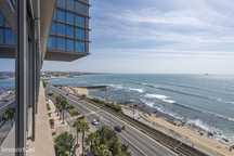 Duplex T3 em primeira linha mar, condomínio de luxo em Cascais