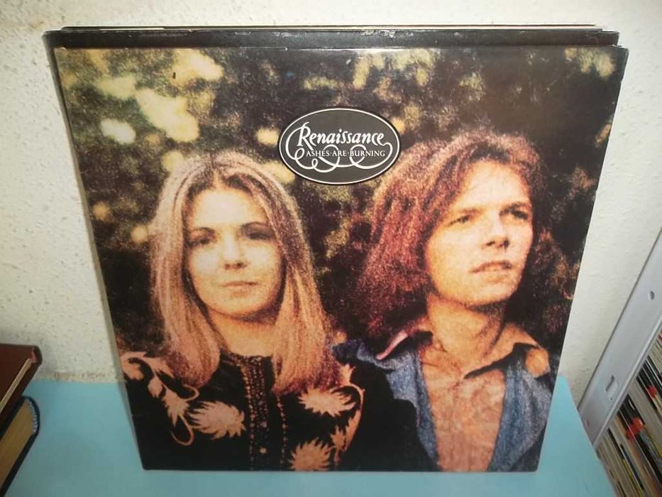 Vinil (LPs) : Louis Armstrong, Fats Domino, Renaissance.