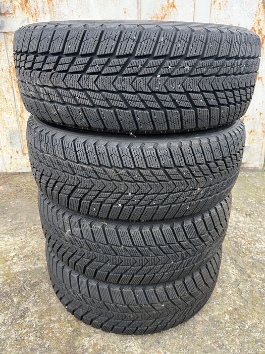 Нова зимова гума Nexen 205/60r16