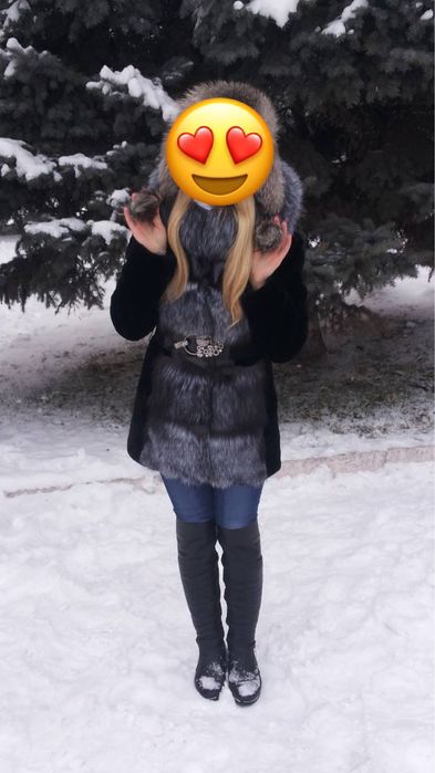 Futro naturalne z moutona i czarnoburki