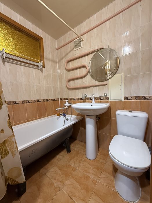 Квартира подобова Ц. Ринок