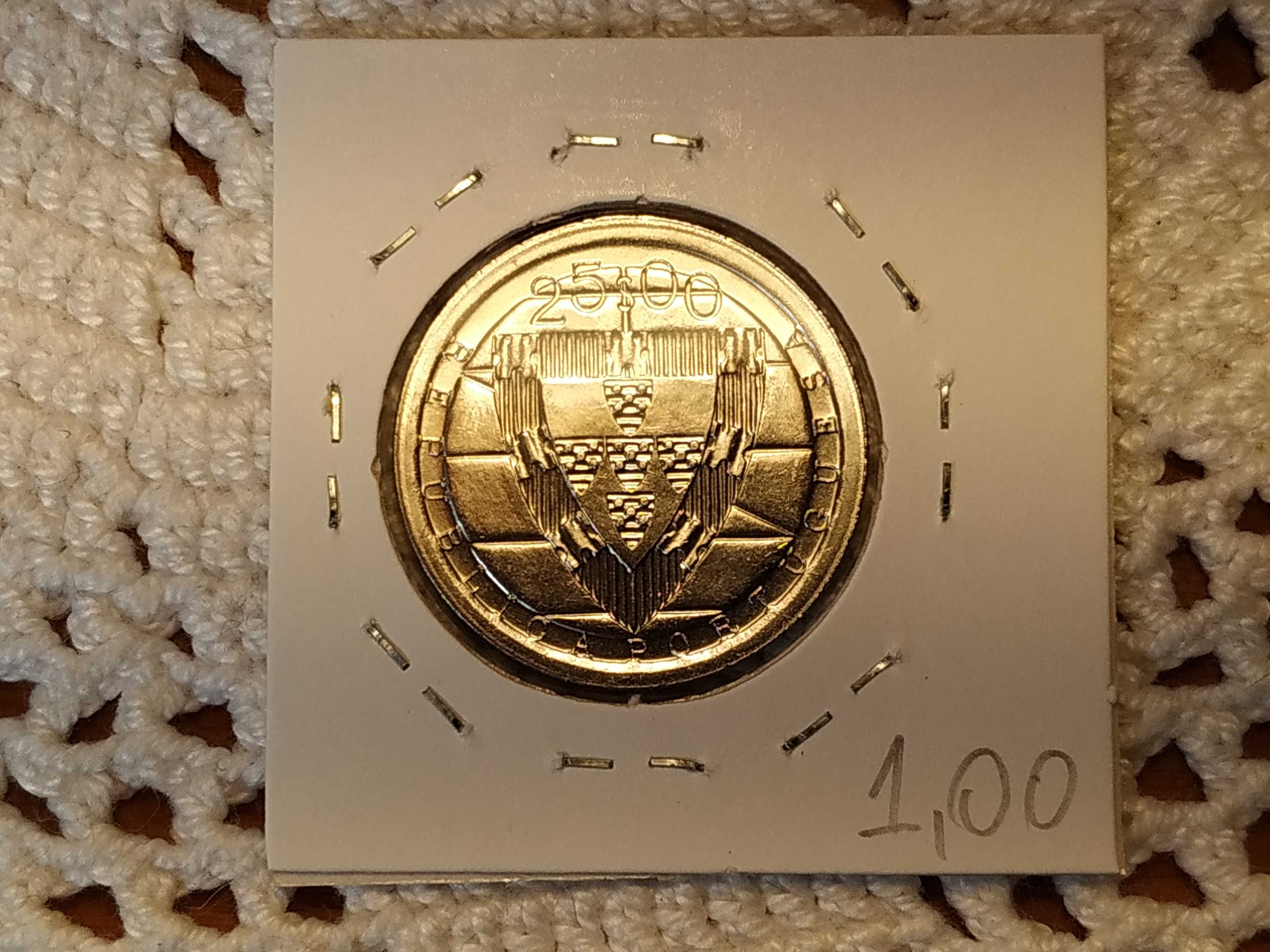 Portugal - moeda de 25 escudos de 1985 Cortes de Coimbra