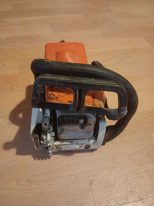 Пилка stihl 180 без шини і цепа все працює ідеально 2500грн