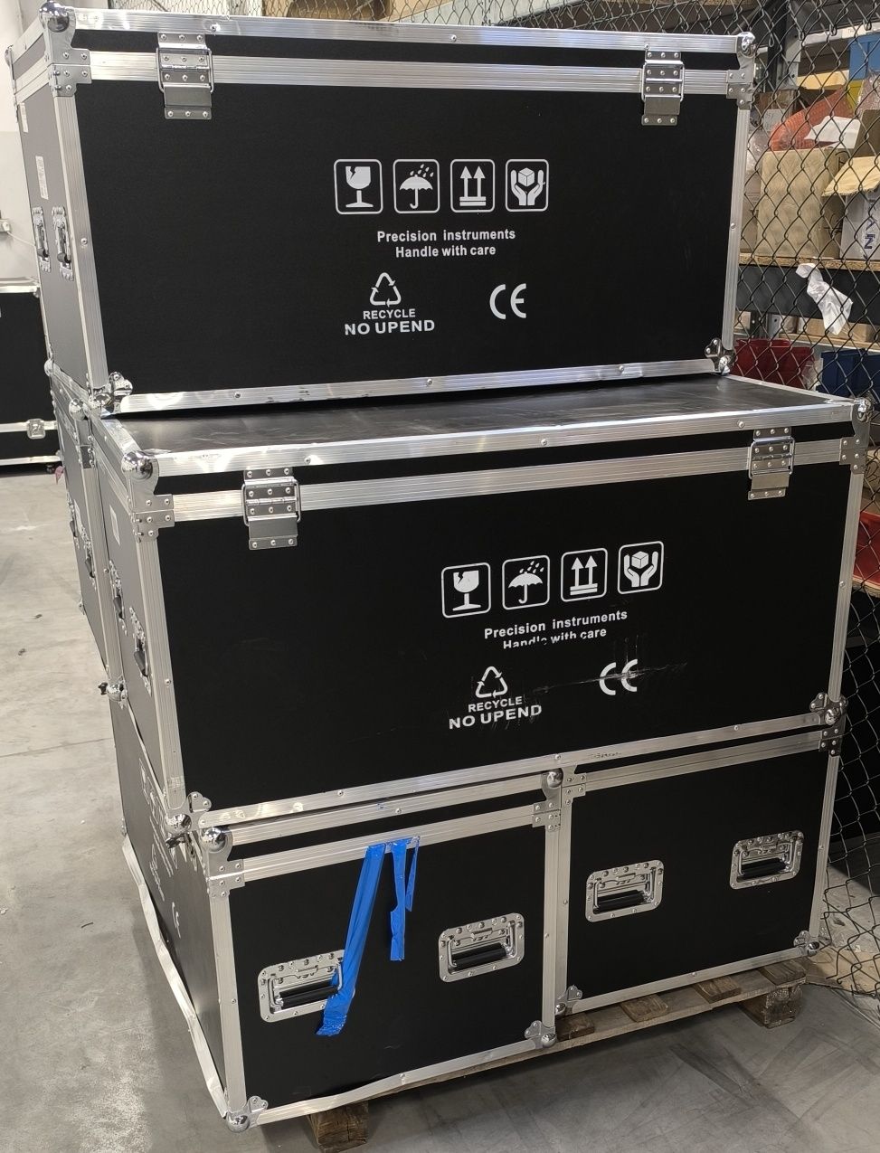 Skrzynie transportowe case
