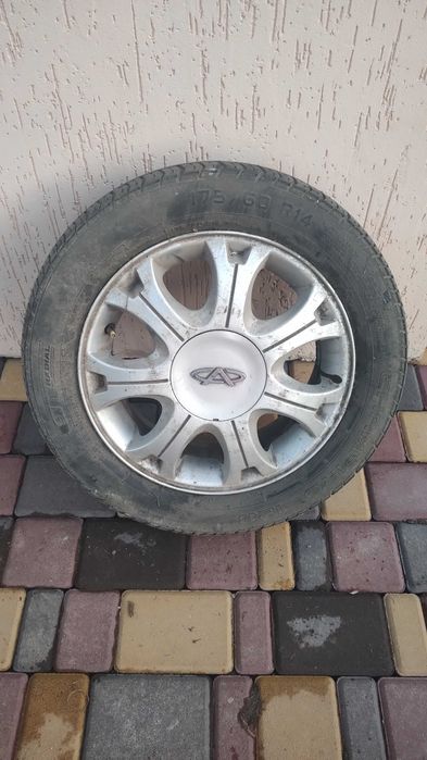 Автомобіль Chery Kimo