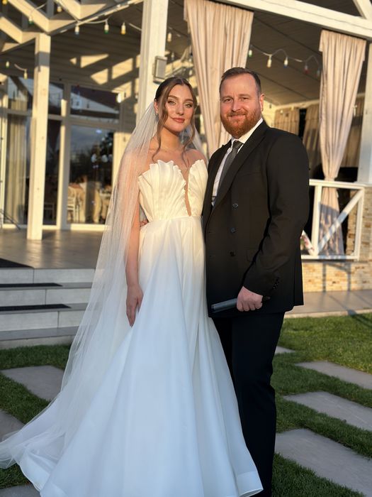 Весільна сукня з органзи