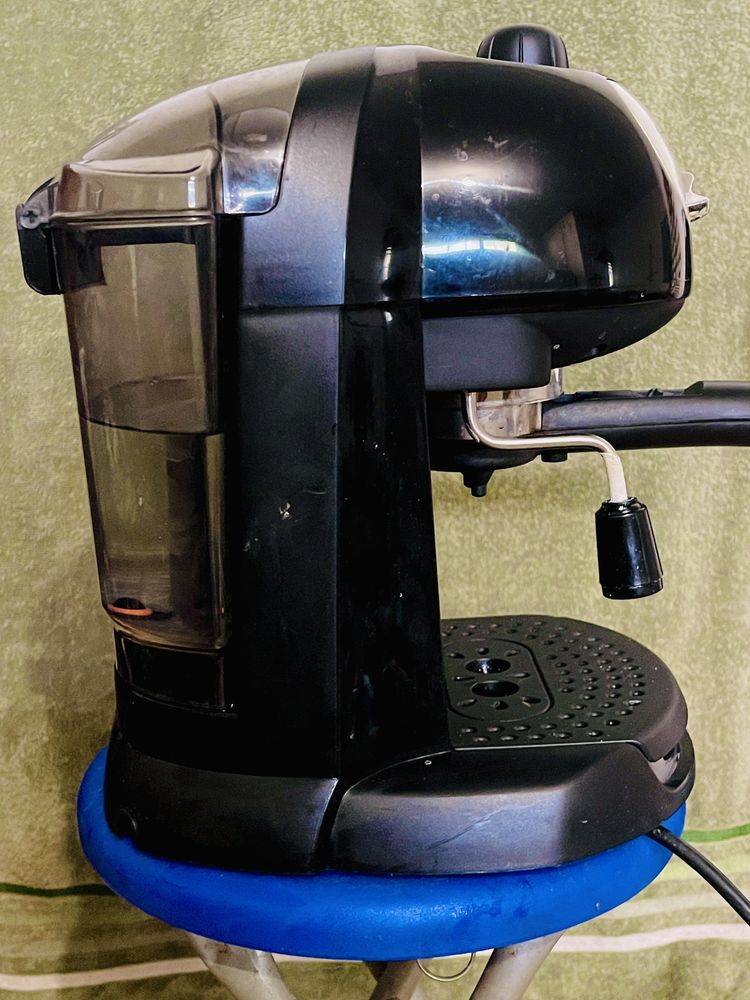 Máquina de Café Manual DELONGHI. Café moído