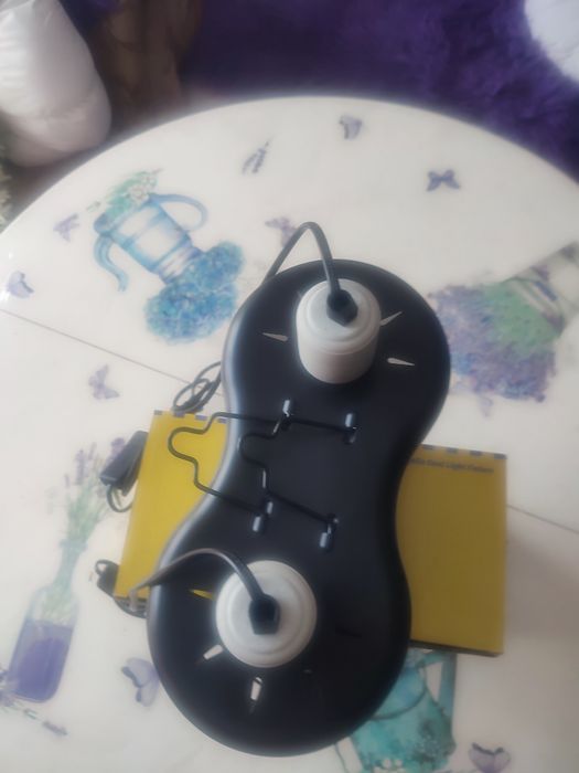 Светильник двойной для рептилий и декоративных птиц.