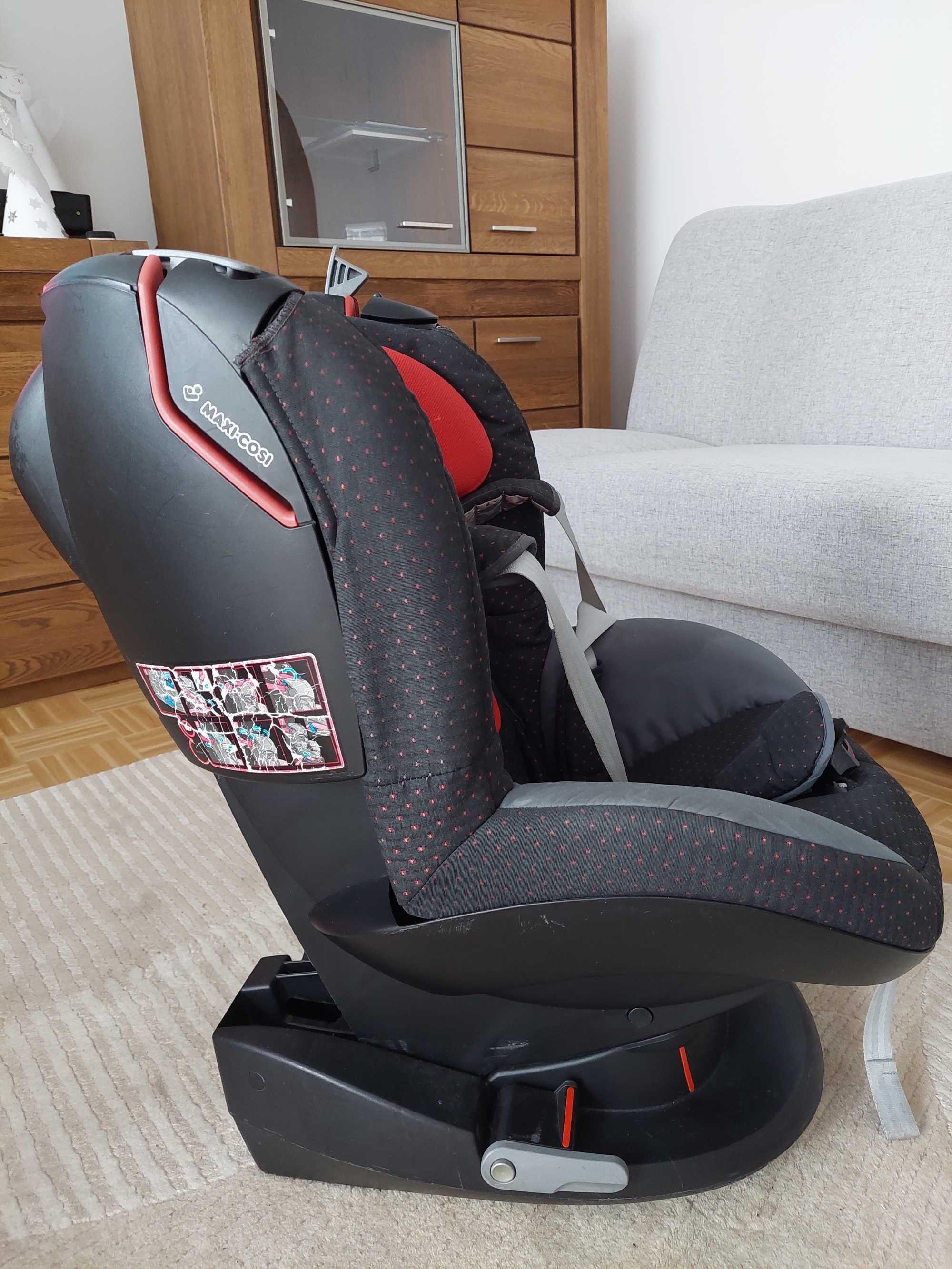 Sprzedam używany fotelik firmy Maxi Cosi