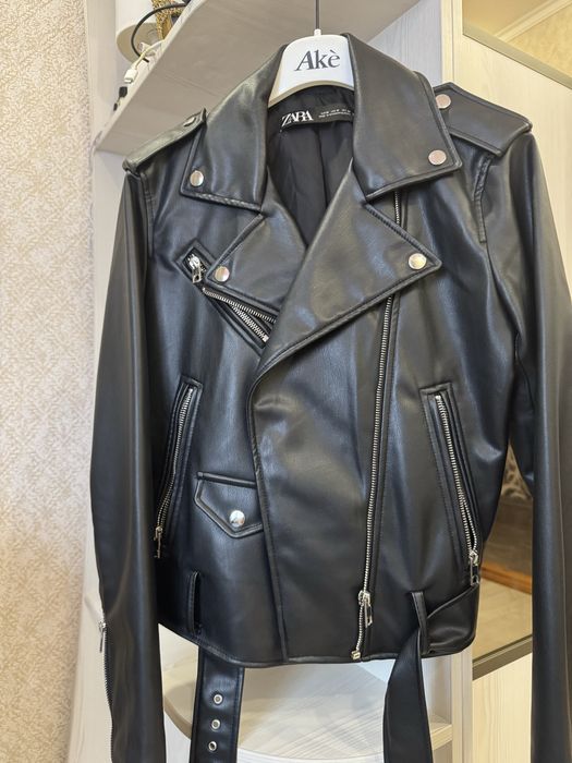 Косуха Zara M чорна