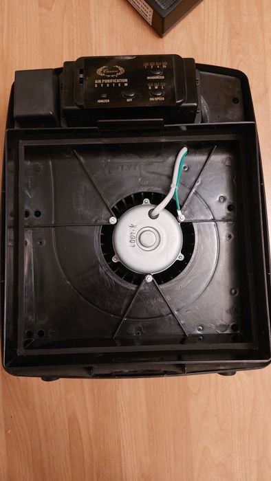 Очисник повітря Carico Air Purification system Очиститель воздуха