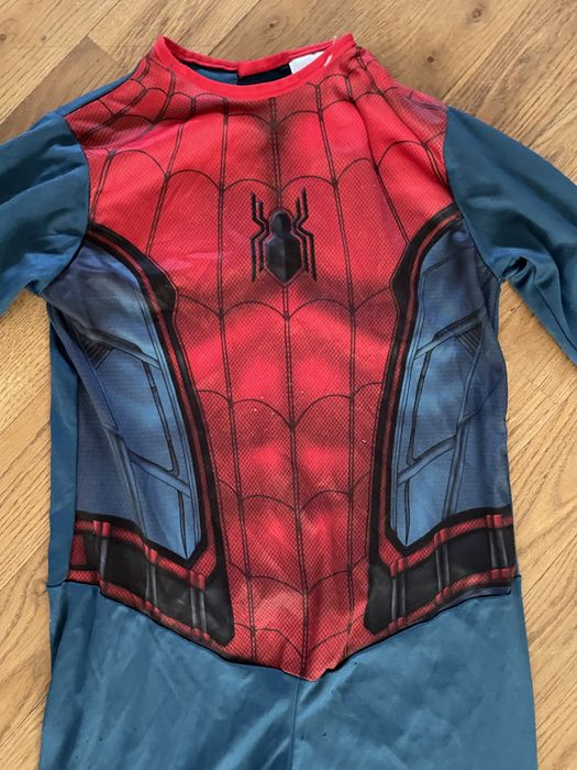 Przebranie spiderman na 116 cm