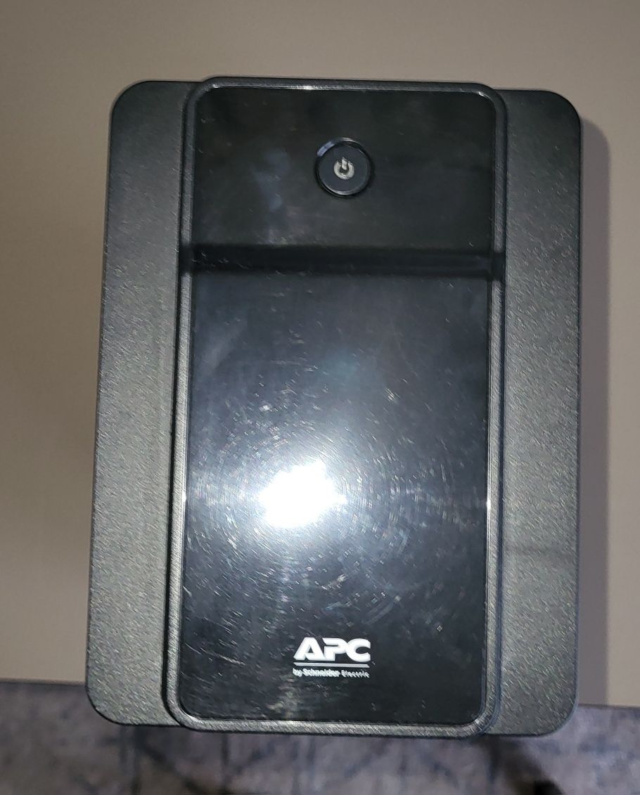 Zasilacz awaryjny APC BX1600MI