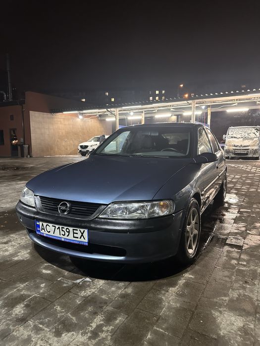 Опель вектра б, Opel