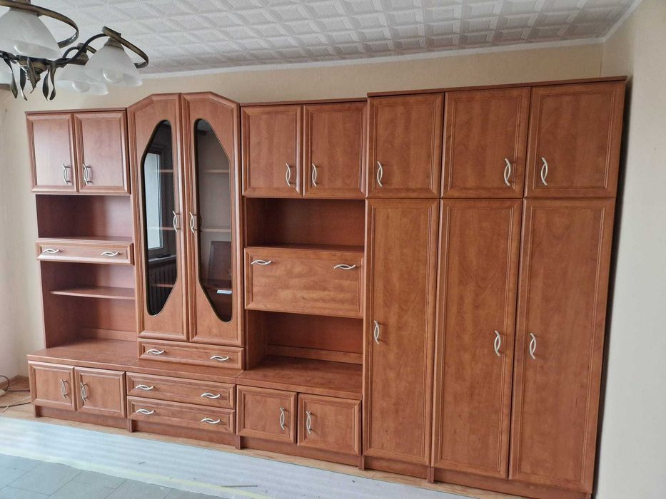 Meblościanka  w starym stylu