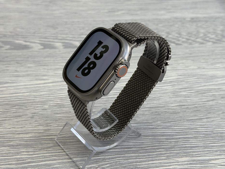 Milanese Loop / Apple Watch Ultra / Natural Titanium 44/45/46/49mm - L