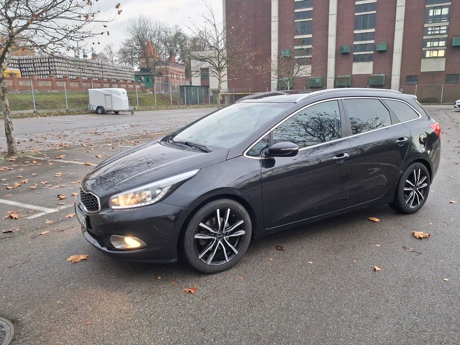 Kia Ceed 1.6 BENZYNA business line.LED NAVI KAMERA Tylko do 15 grudnia