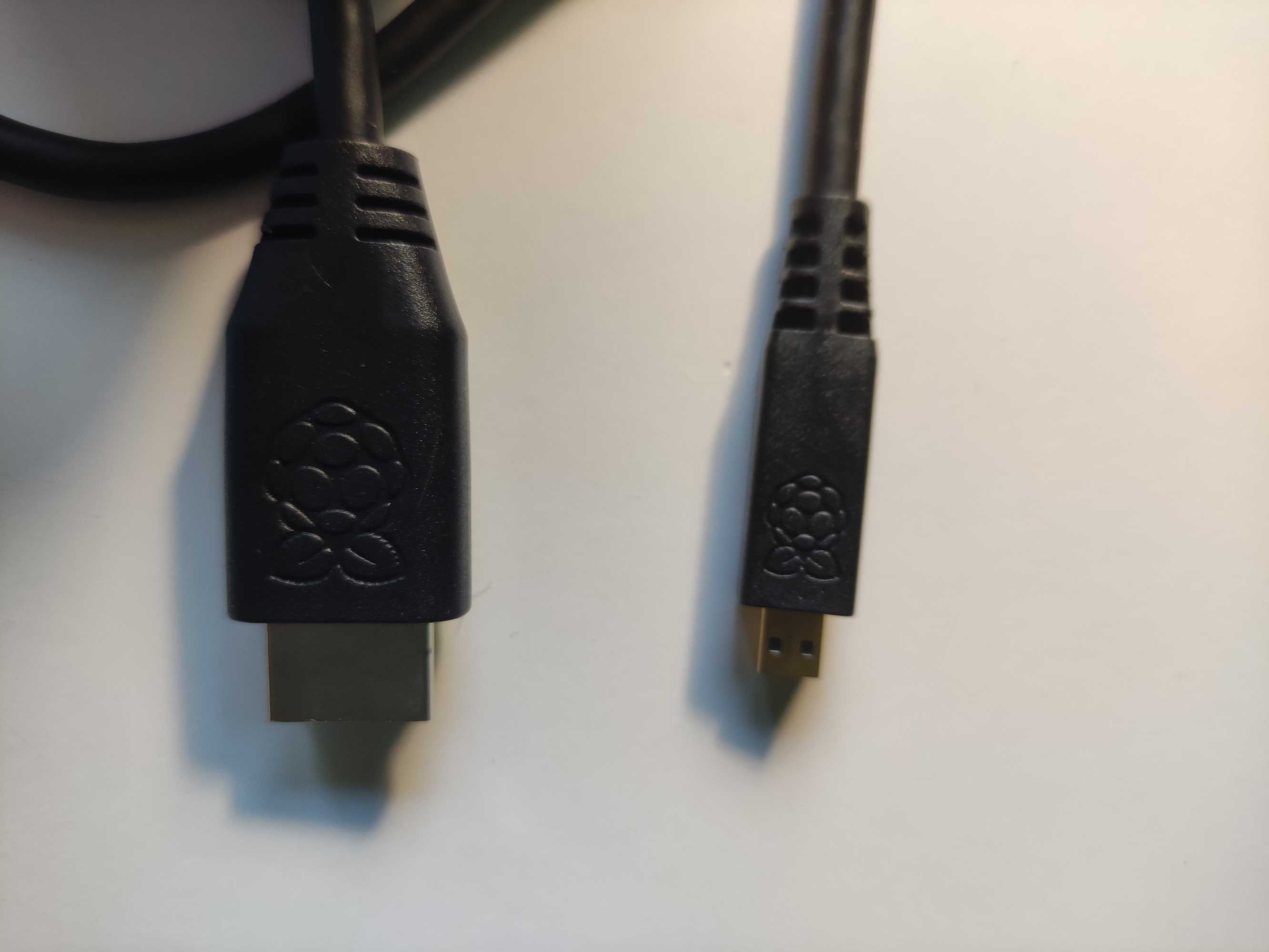 Raspberry Pi 4 model B 4GB RAM 1,8GHz z kablem