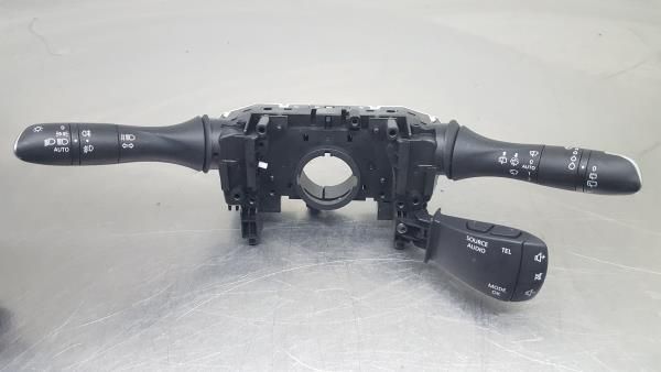Conjunto / manetes de luzes e limpa vidros RENAULT Grand Scénic IV (R9