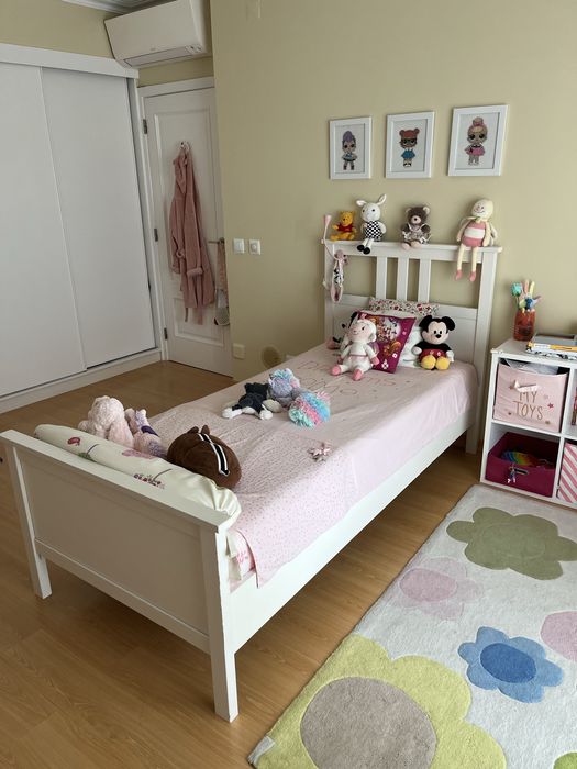 Cama Solteiro Ikea Hemnes com estrado