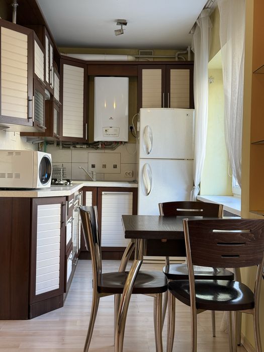 Здам 2 кімнатну квартиру з виглядом на Стрийський парк