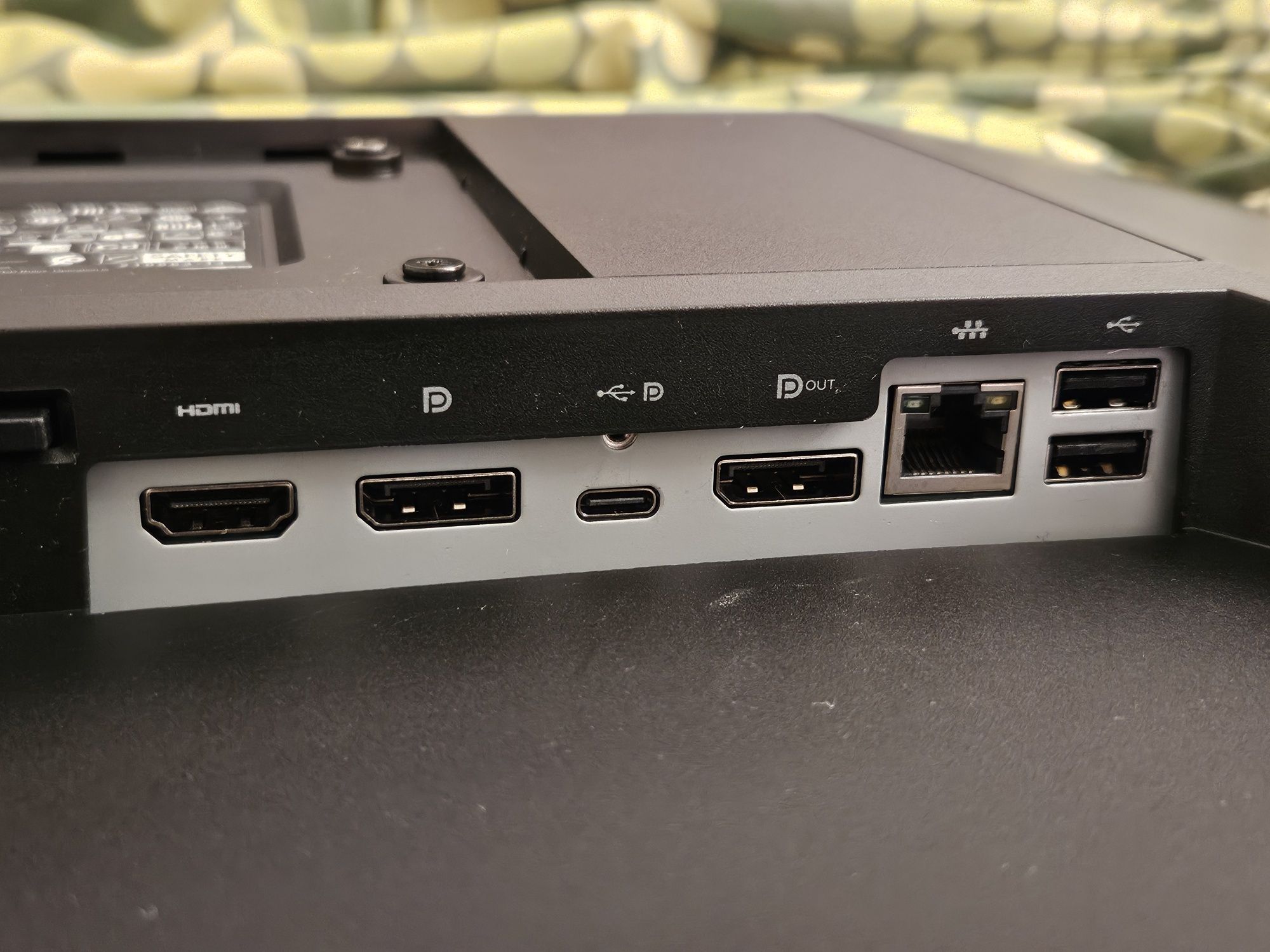Monitor HP E27m G4 Led IPS QHD USB-c