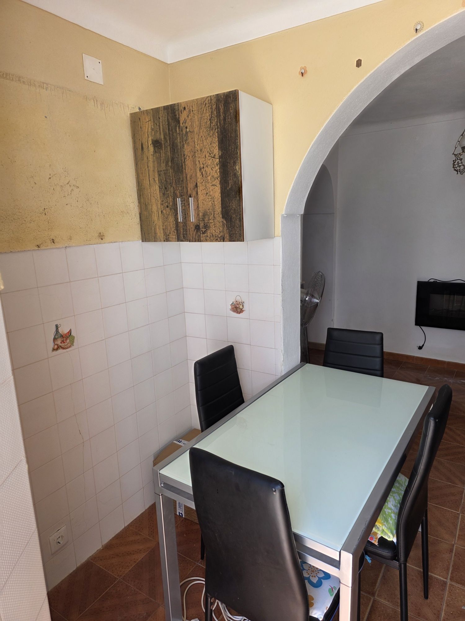 Aluga-se casa t1 em Vila Viçosa