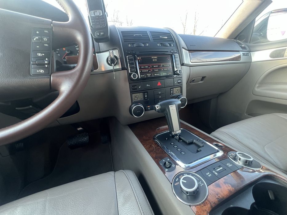 Машина в дуже гарному стані як технічно так і візуально