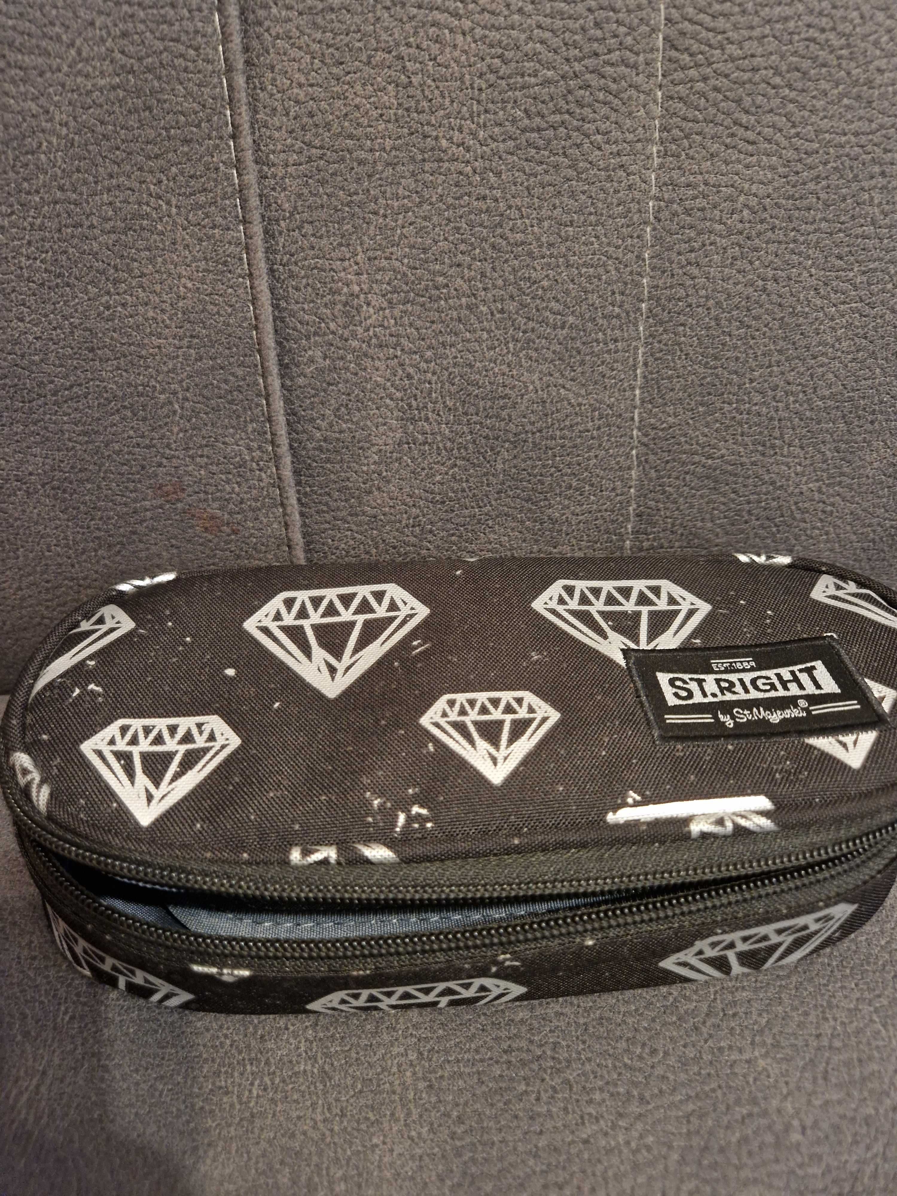 Plecak Stright BP-01 Diamonds z piórnikiem