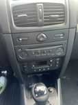 radio original Renault clio II ANO 2003