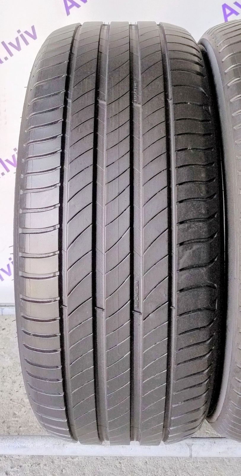 Шини літні R18 235/45 Michelin Primacy 4