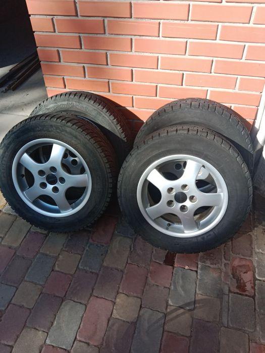 Шини з дисками зима 195/65 R15