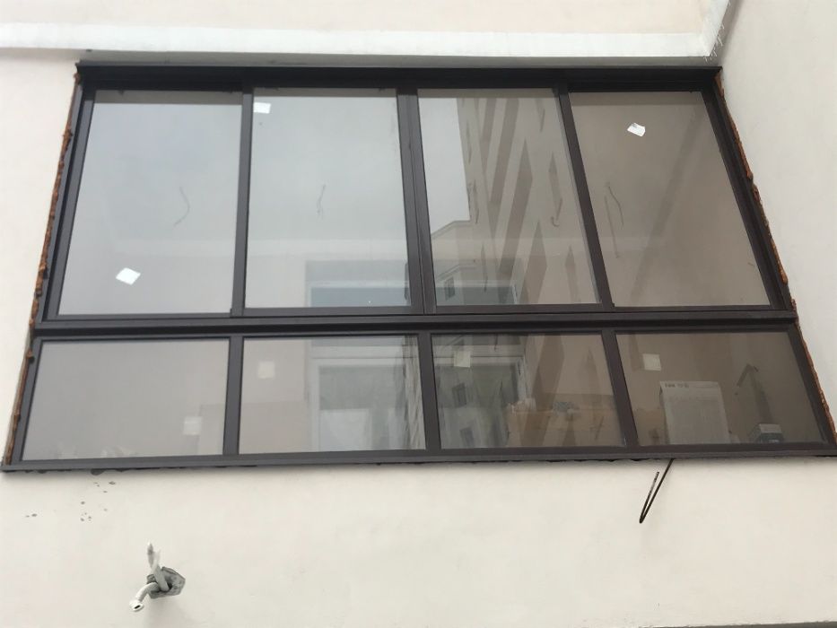 Продам новую раздвижную балконную раму алюминий  2500\1450