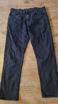 Spodnie jeans cropp 32 2 sztuki