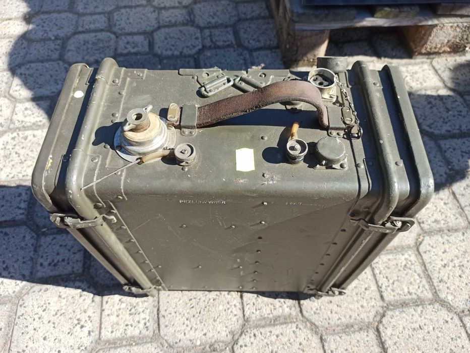 Radiostacja R-105d wojskowa kolekcjonerska